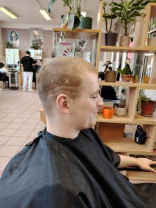Návštěva kadeřnictví a kosmetiky